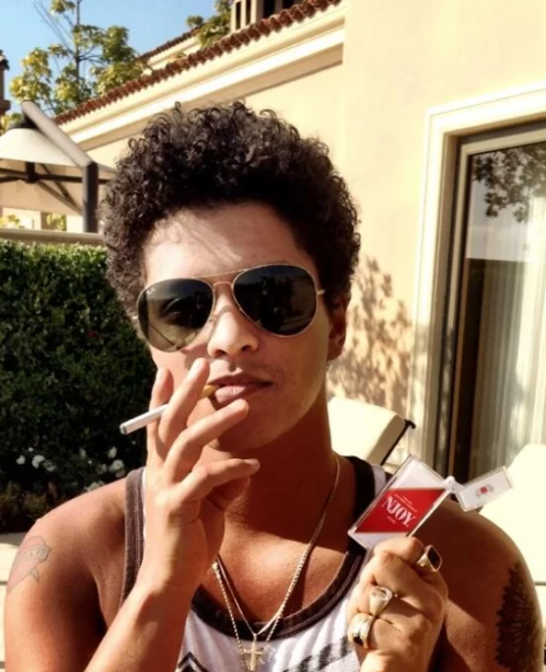 Bruno Mars Vaping